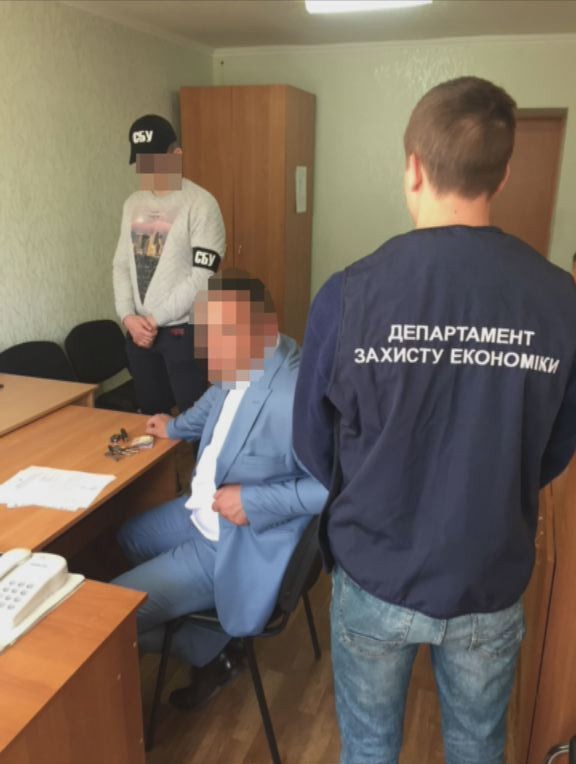 СБУ задерживает судью-взяточника в Днепре