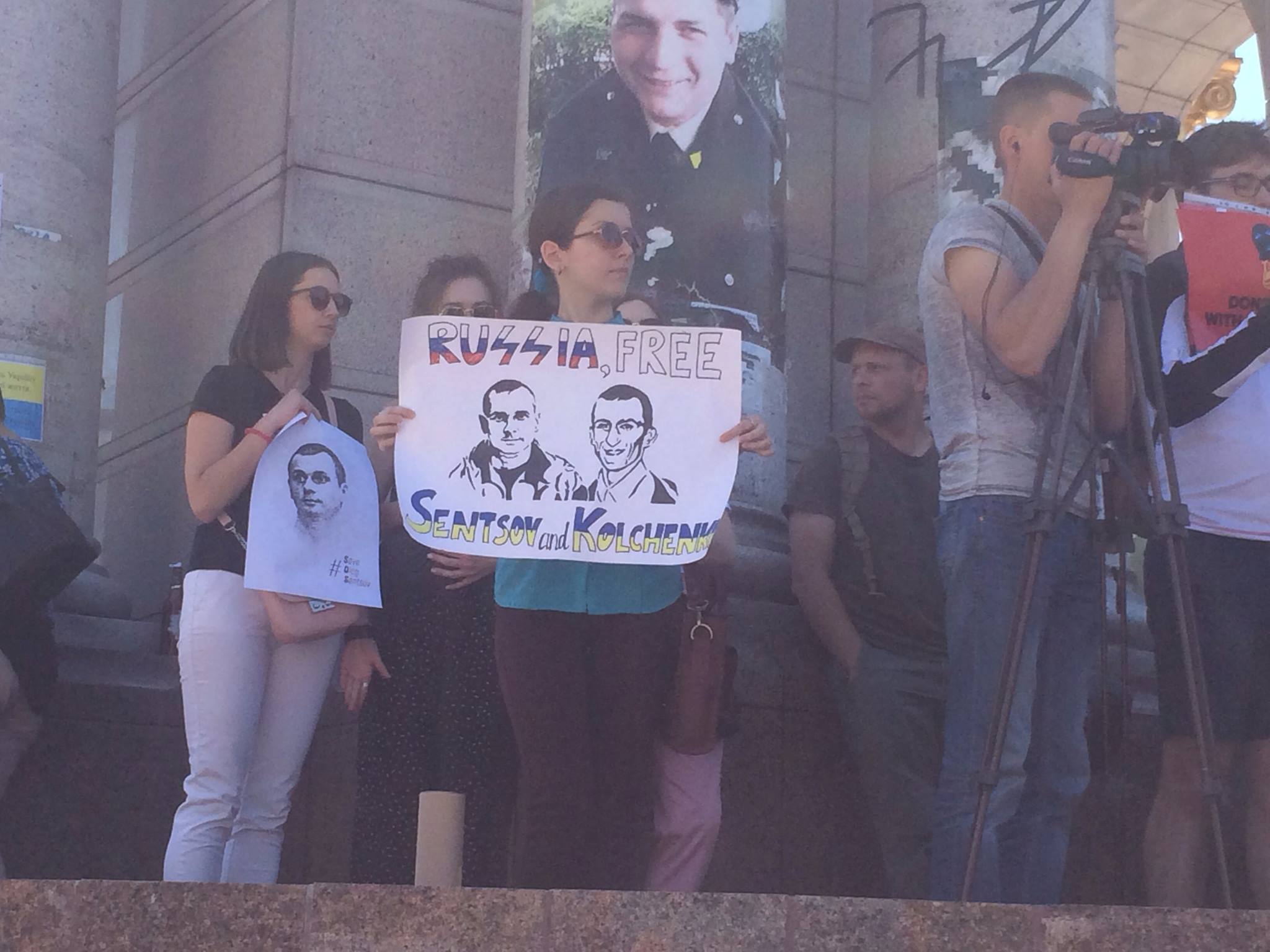 акция-полит6 В Киеве проходит акция в поддержку политзаключенных