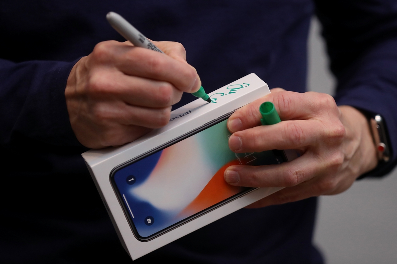 Страна запретов, или Как легально задрать цену на Apple