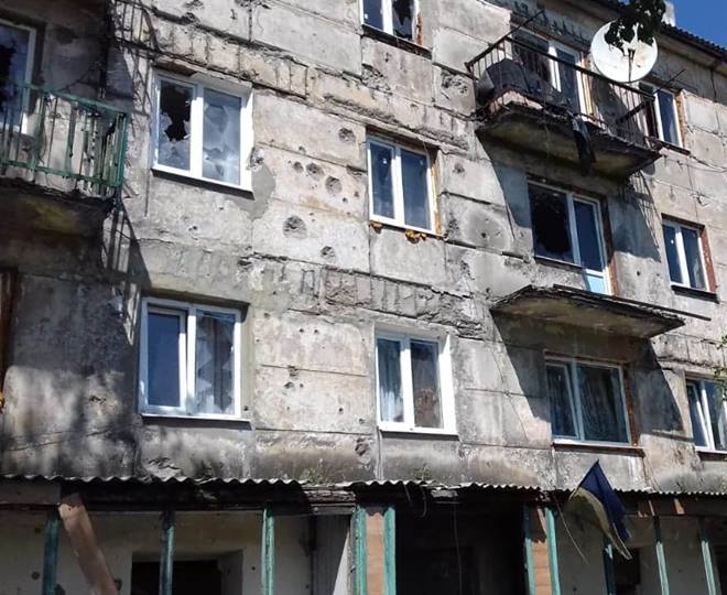 Боевики обстреляли дома в Новотошковском и запустили ракету ПВО