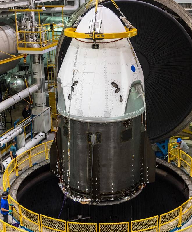 Космический корабль SpaceX испытают на прочность в Огайо: фото