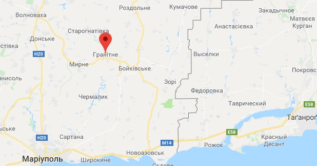Гранитное Под Мариуполем в поле подорвался трактор: на что-то наехал
