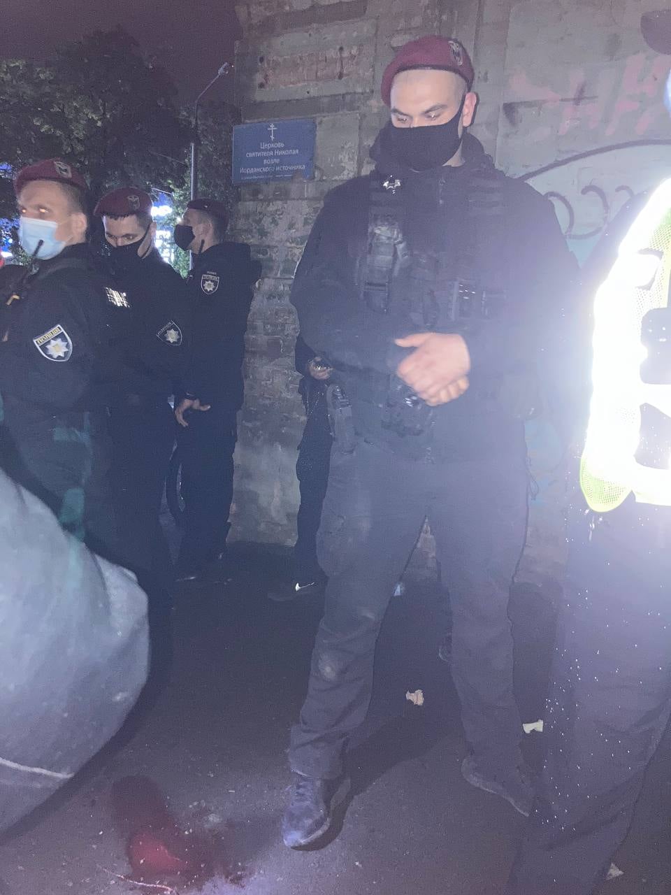 #новости | Полиция в Киеве вызвала критику несколькими жесткими задержаниями граждан: фото, видео - новости Украины, Происшествия 1 #новости | Полиция в Киеве вызвала критику несколькими жесткими задержаниями граждан: фото, видео - новости Украины, Происшествия