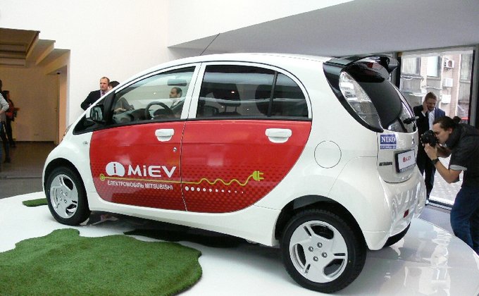 Электрокар не для бедных: в Украине показали Mitsubishi i-MiEV