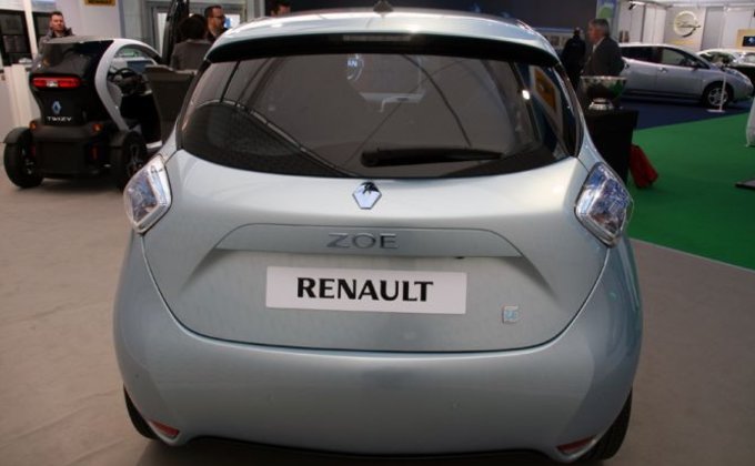 Зеленые премьеры Женевы: Renault, Tesla, Toyota и Volvo