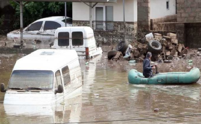 Президент Грузии ждал наводнения, но не в Тбилиси