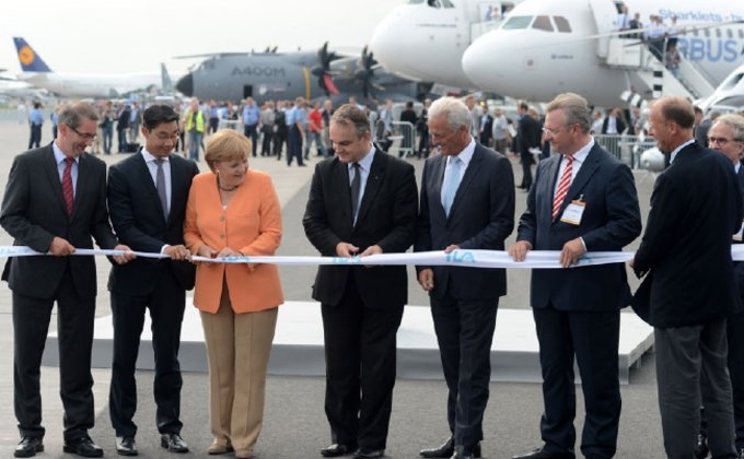 В Берлине открылся международный авиасалон ИЛА-2012