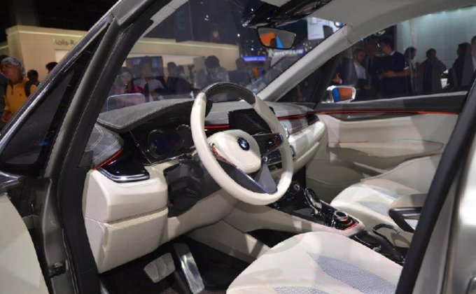 Парижское автошоу: BMW Concept Active Tourer