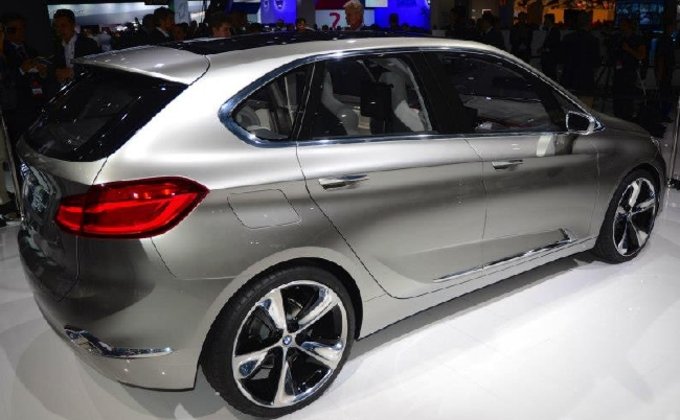 Парижское автошоу: BMW Concept Active Tourer