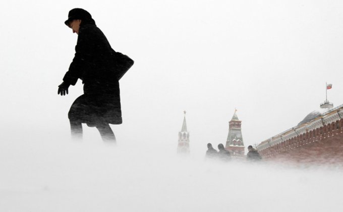 Москву завалило снегом 