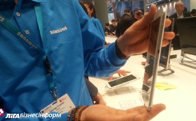Новый Galaxy Note 8.0: живые фото