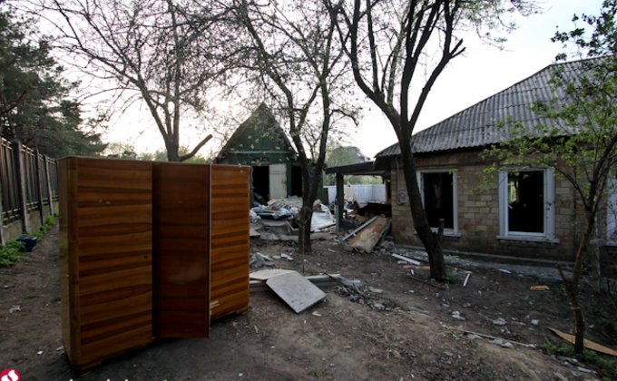 Рейдеры разгромили дом киевской учительницы: фоторепортаж