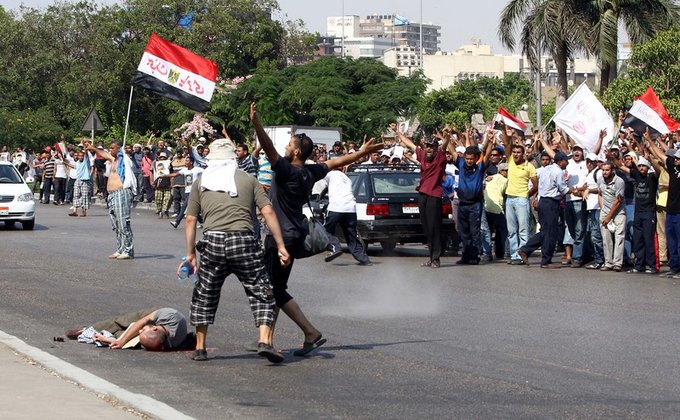 Армия Египта открыла огонь по демонстрантам