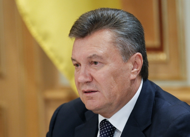 Травма Януковича, США в огне и галактика-каннибал: новости недели