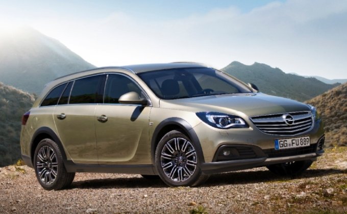 На Столичном автошоу покажут новый Opel Insignia 