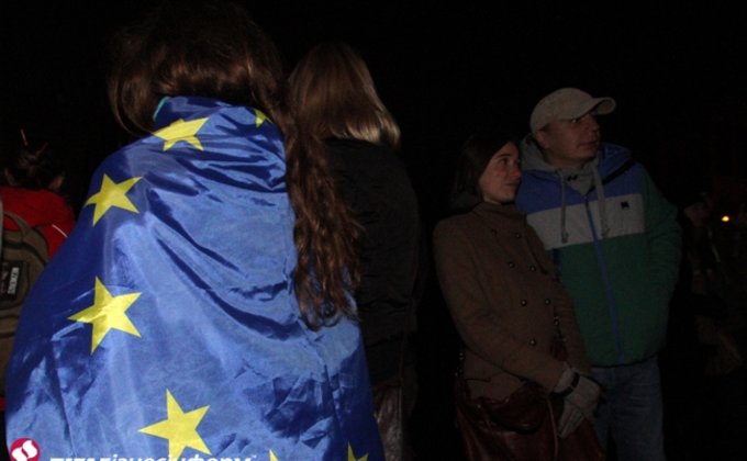 Первый вечер Евромайдана: фото