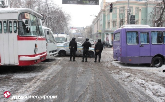 Центр Киева после штурма баррикад Майдана: фоторепортаж