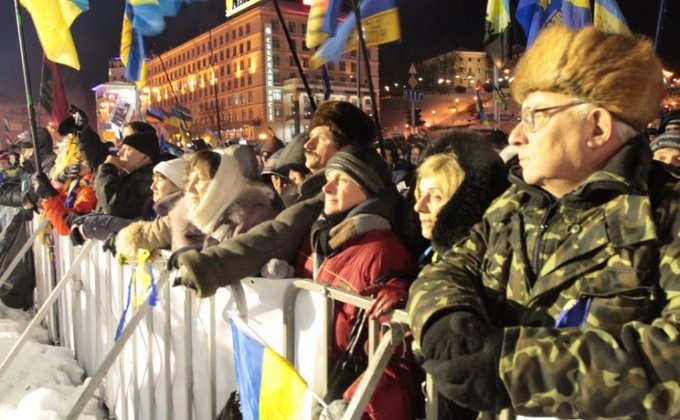 Вечерний Майдан: тысячи митингующих и Кэтрин Эштон 