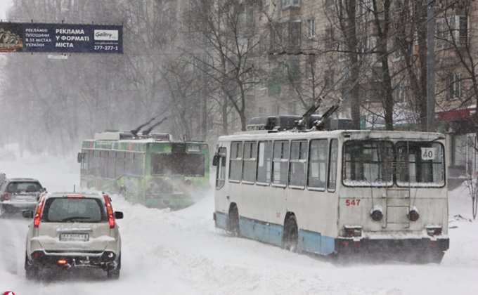 Украина-2013 в фотографиях: от снежного коллапса до Евромайдана