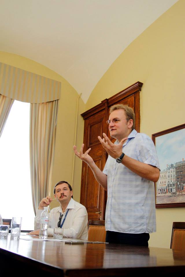 Роли второго плана. Кто будет отбирать рейтинг топ-кандидатов