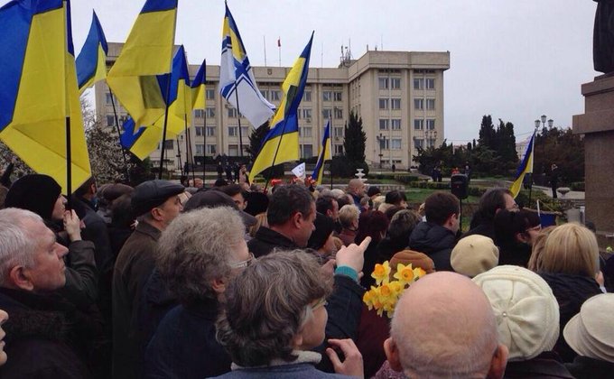 В Севастополе прошел митинг в поддержку целостности Украины 