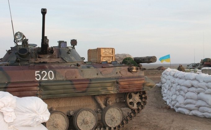 Украинские военные укрепляются на Перекопском перешейке: фото