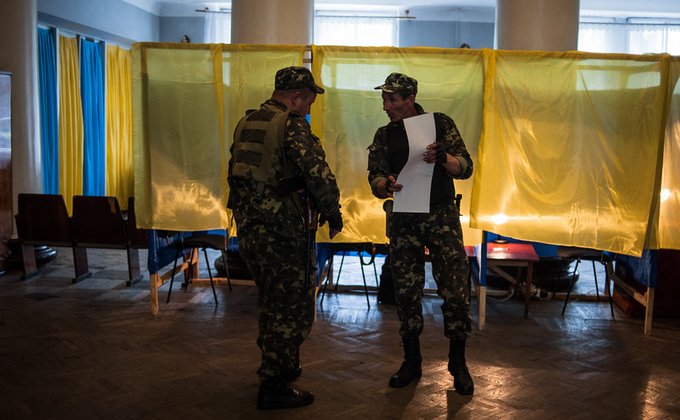 Террористы не дали дончанам и луганчанам проголосовать 