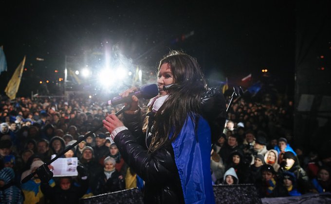На Майдане в годовщину разгона студентов прошла "Ночь памяти" 