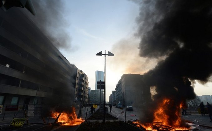 Погромы во Франкфурте накануне открытия штаб-квартиры ЕЦБ: фото