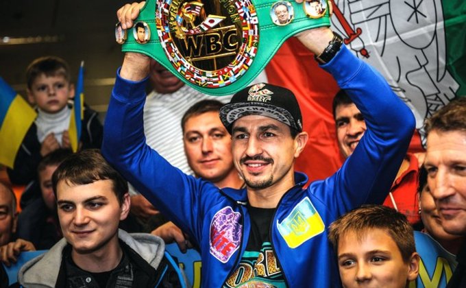 Как Украина встречала нового чемпиона мира по боксу Постола: фото