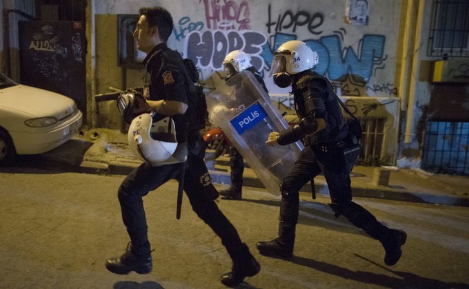 Теракт в Турции: число жертв возросло до 97, в Стамбуле протесты