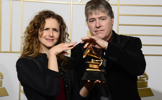 Победители премии Grammy: фоторепортаж с красной дорожки