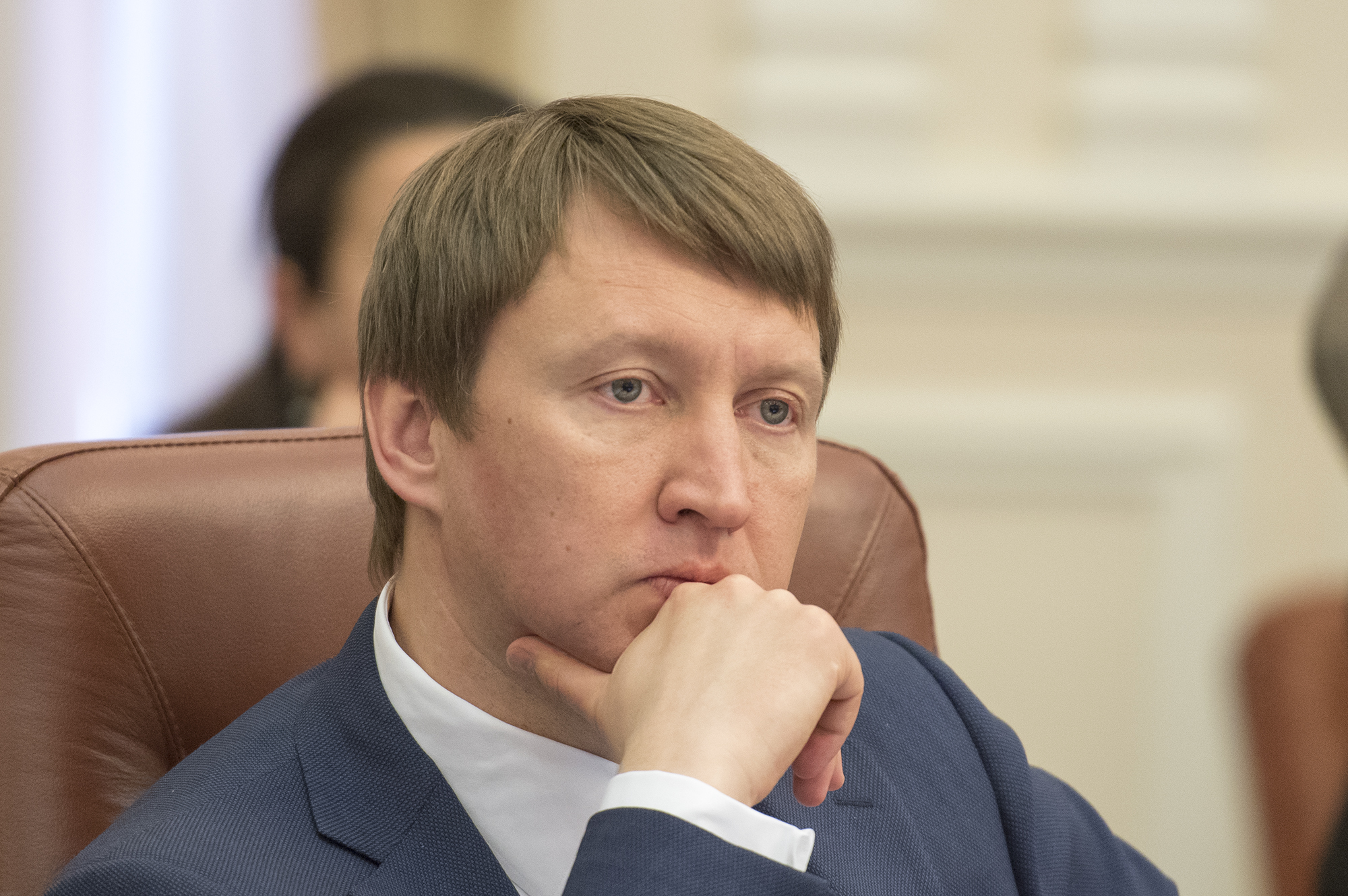Зеленский в Золотом, гибель экс-министра, жучок Греты Тунберг: новости недели