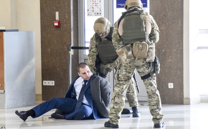 Спецназ в "Борисполе" отрабатывал задержание русской мафии: фото