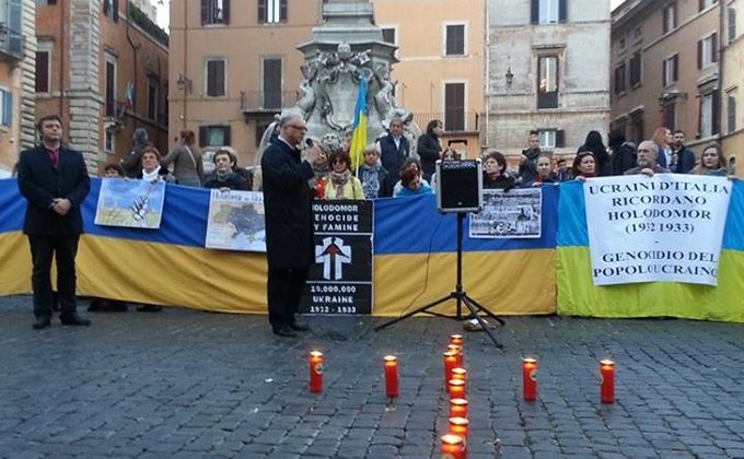 В Украине, ЕС и Канаде почтили память жертв Голодомора: фото