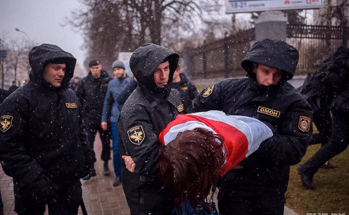 Водометы и ОМОН: как прошел День Воли в Минске