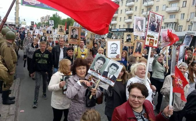 9 мая в оккупированном Луганске: фоторепортаж