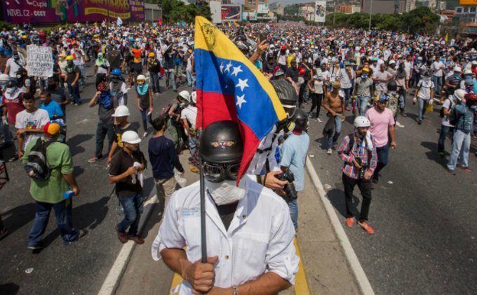 В Венесуэле число жертв протестов увеличилось - уже 39 погибших
