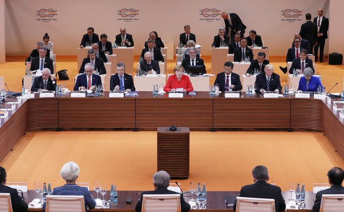 Лицом к лицу: мировые лидеры встретились на саммите G20 - фото