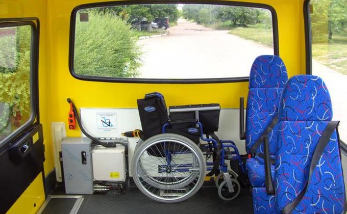 В Украине появился уникальный школьный автобус: фото