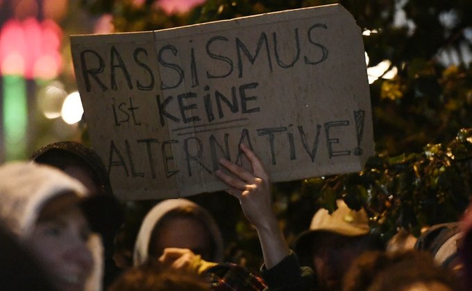 В Берлине протестовали против правопопулистов в бундестаге: фото