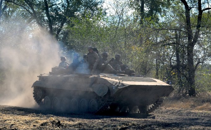 Как прошли учения танковой бригады: фоторепортаж