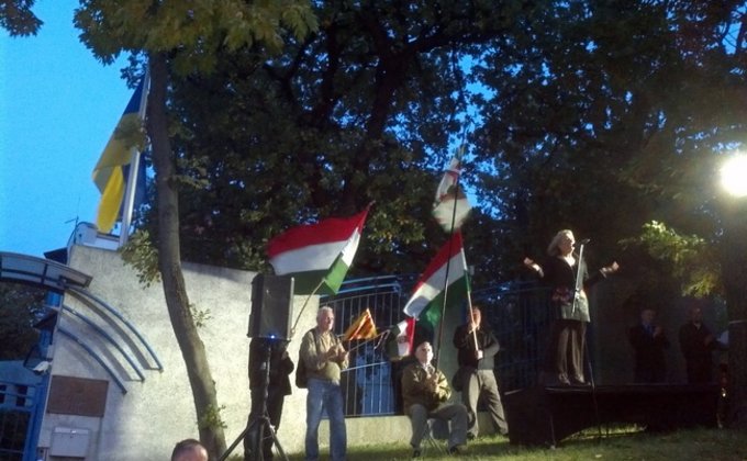В Будапеште провели акцию за самоопределение венгров Закарпатья