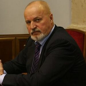 Just business. Кто из украинцев замечен на "райских островах"