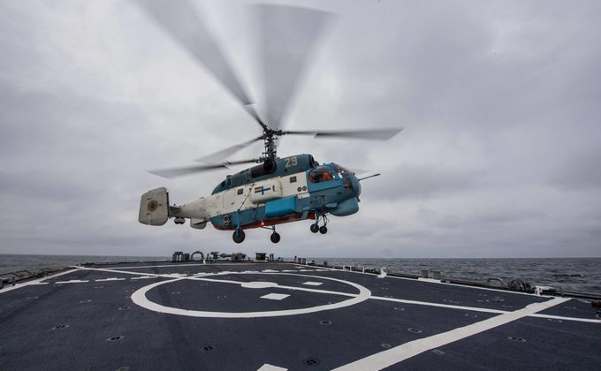 Авиация ВМС провела в Черном море тренировки с американцами: фото