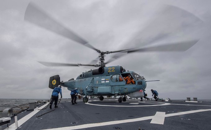 Авиация ВМС провела в Черном море тренировки с американцами: фото