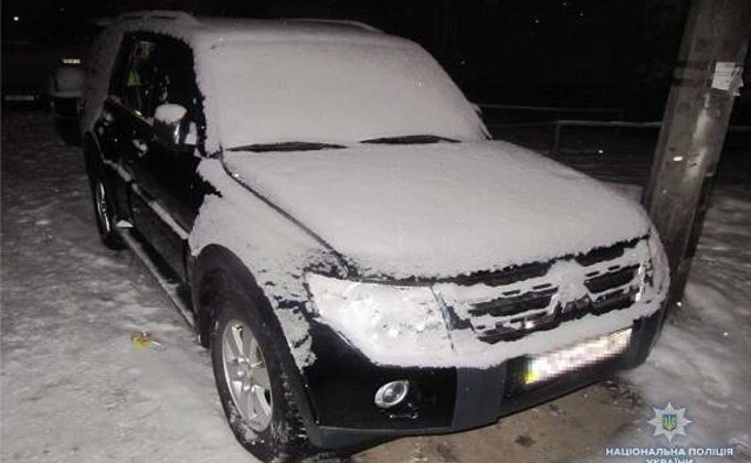 В Киеве задержан мужчина, повредивший пять машин: фото