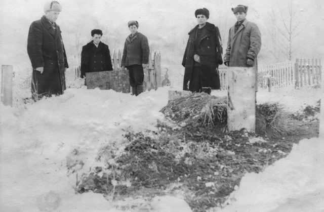 Похороны, м. Красновишерск, 1944 р. Похороны, м. Красновишерск, 1944 р.