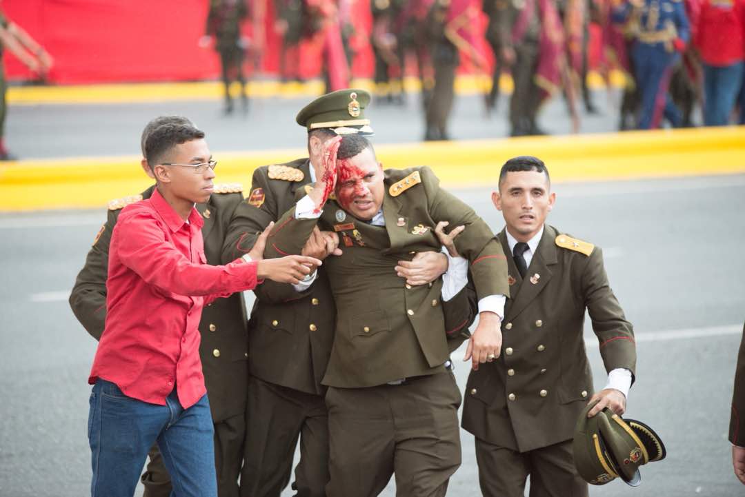 Дроны над президентом Венесуэлы: реальная атака или шоу популиста