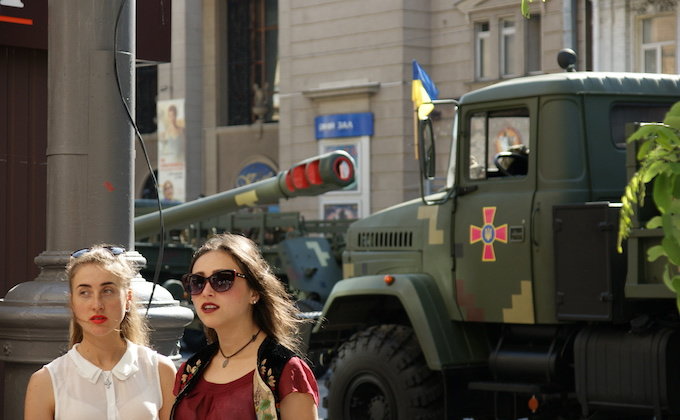 Граждане и армия: как проходил военный парад в Киеве - фото